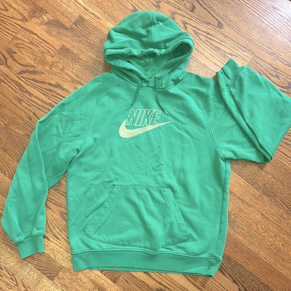 Vintage Nike hoodie medium green